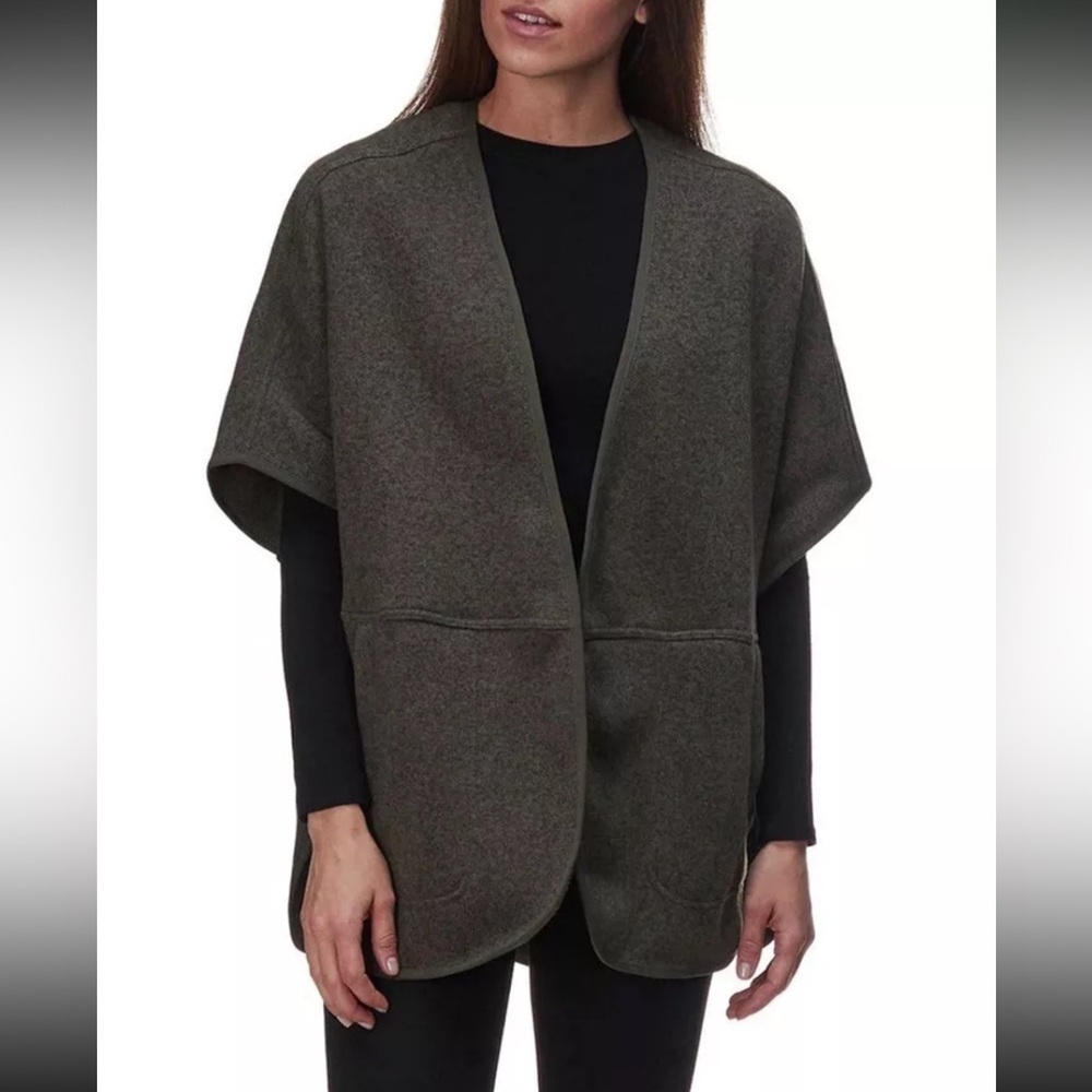 [L]THE NORTH FACE Crescent Poncho Black Sweater Forest Green WMN MRP $130